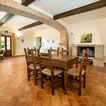Villa Scappo In Umbria, La Dolce Godera *