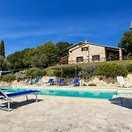 Scappo In Umbria, La Dolce Godera Vila