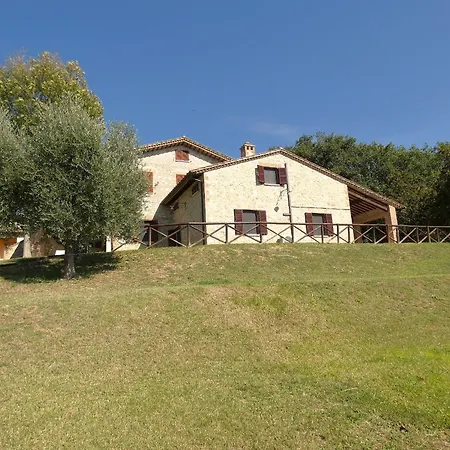 Scappo In Umbria, La Dolce Godera Villa