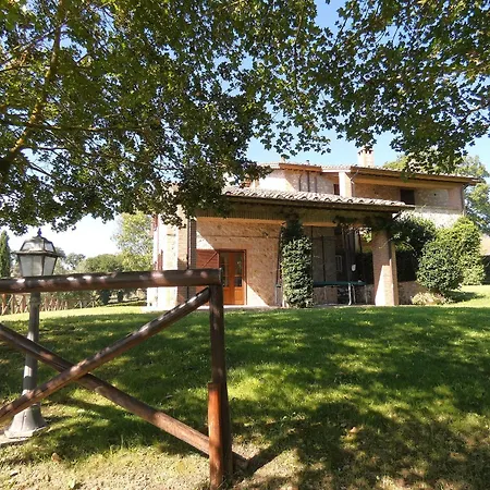 Villa Scappo In Umbria, La Dolce Godera Lugnano in Teverina
