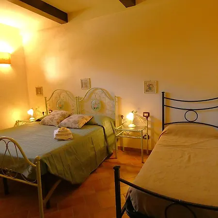 Villa Scappo In Umbria, La Dolce Godera Lugnano in Teverina
