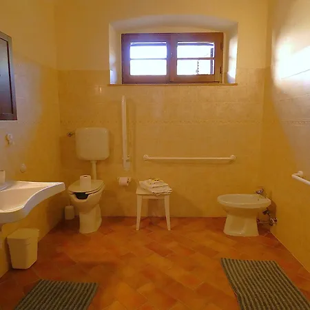 Scappo In Umbria, La Dolce Godera