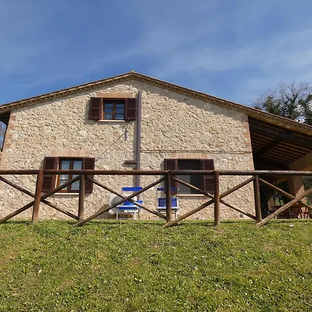 Scappo In Umbria, La Dolce Godera *