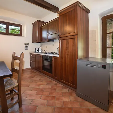 Scappo In Umbria, La Dolce Godera