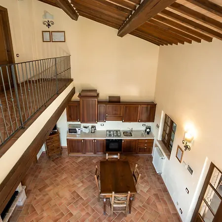Scappo In Umbria, La Dolce Godera Villa *
