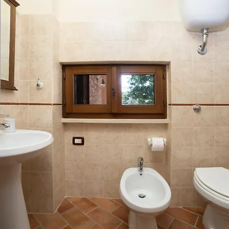 Scappo In Umbria, La Dolce Godera