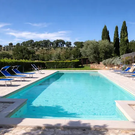 Vila Scappo In Umbria, La Dolce Godera